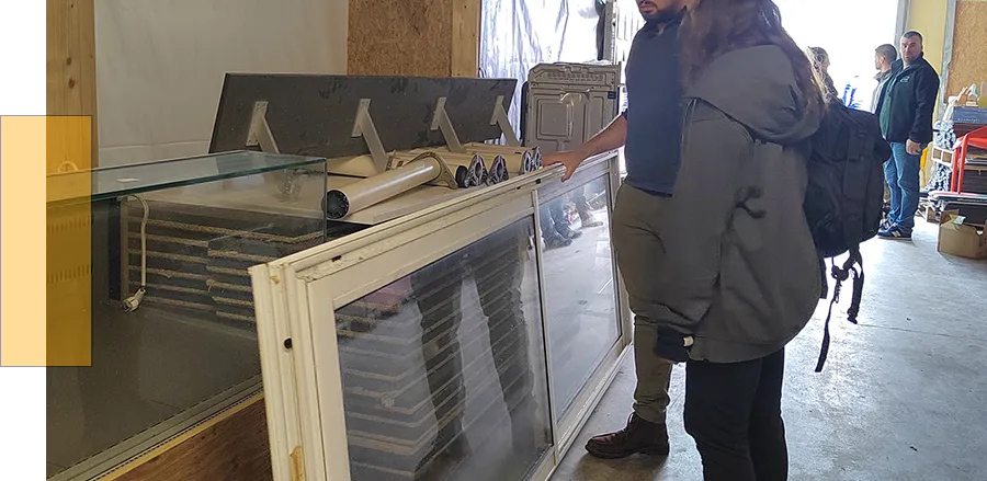 A l'intérieur de la recyclerie éphémère de Recycl'AD à Aizenay