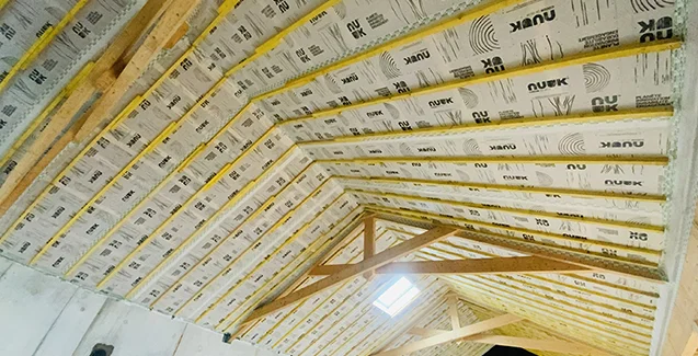 Réalisation d'une étanchéité à l'air par ADAIR en Pays de la Loire