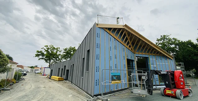 Etanchéité à l'air d'une maison en ossature bois par ADAIR en Pays de la Loire