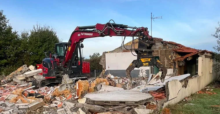 Réalisation d'une démolition à La Roche sur Yon par RECYCL'AD